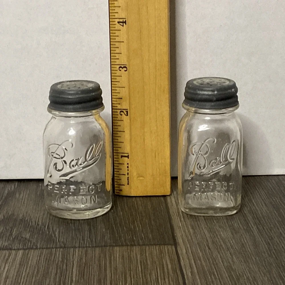 Mason vintage set